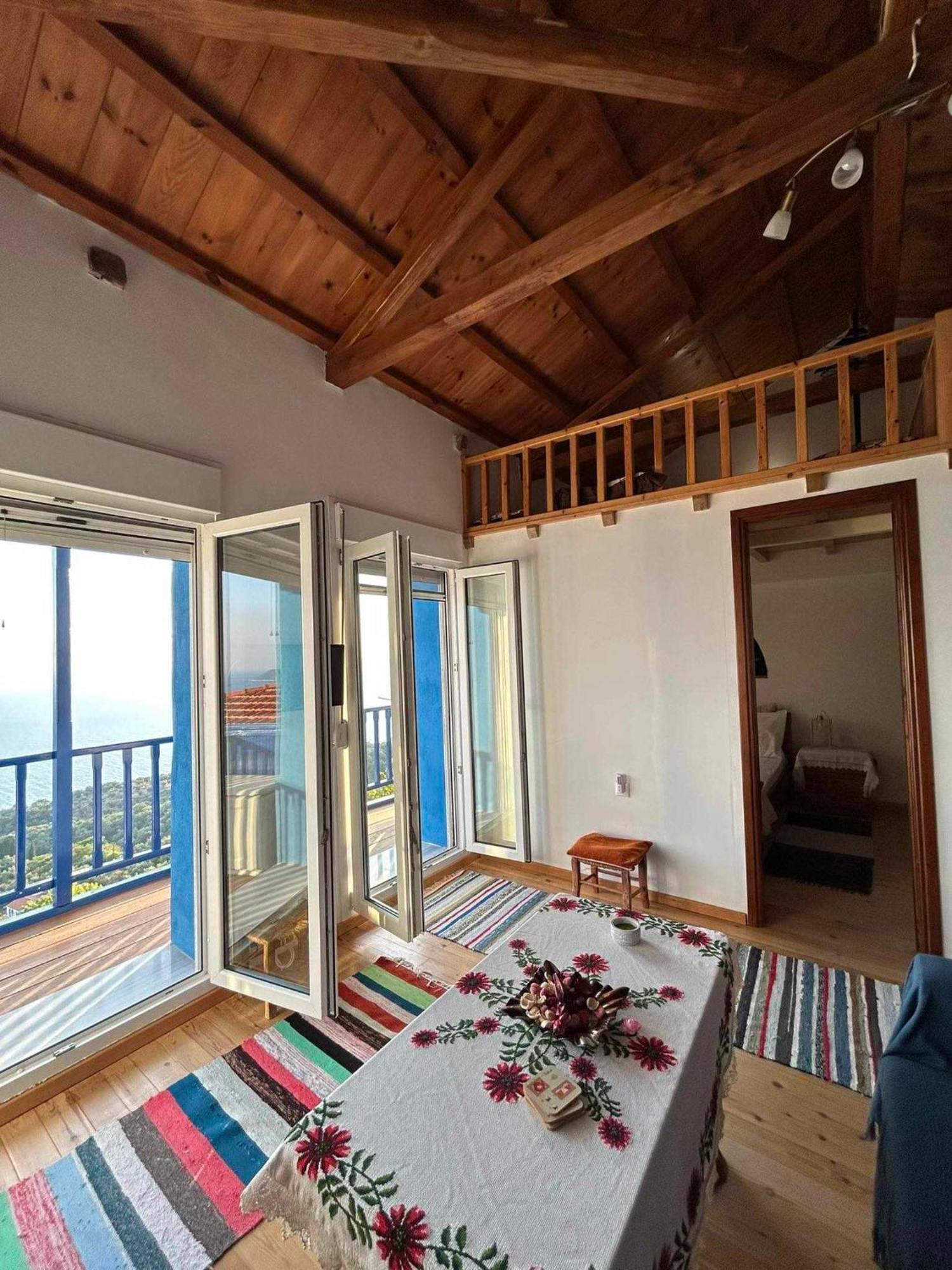 Avgoustina'S Home Glossa Exterior photo